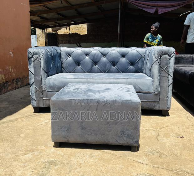2in1 Furniture + Table · Photo 2