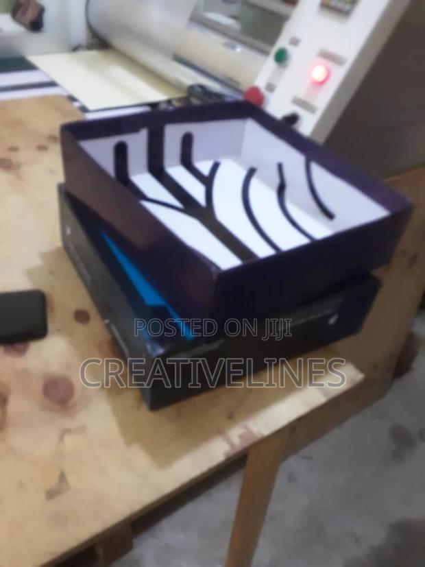 Stray Board Boxes · Photo 1