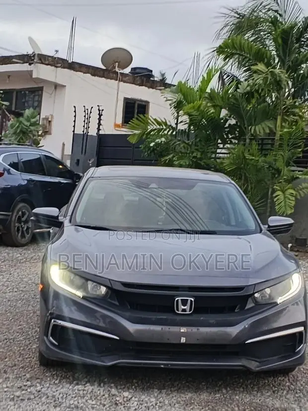 Honda Civic 2020 Gray · Photo 1