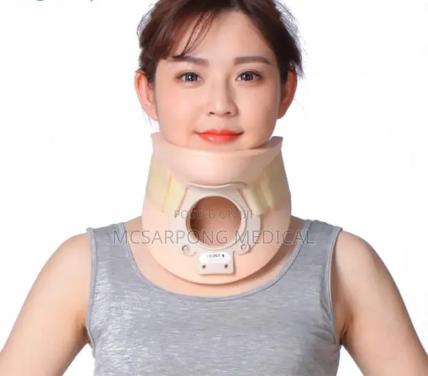 Cervical Collar Neck Brace Support · Photo 1