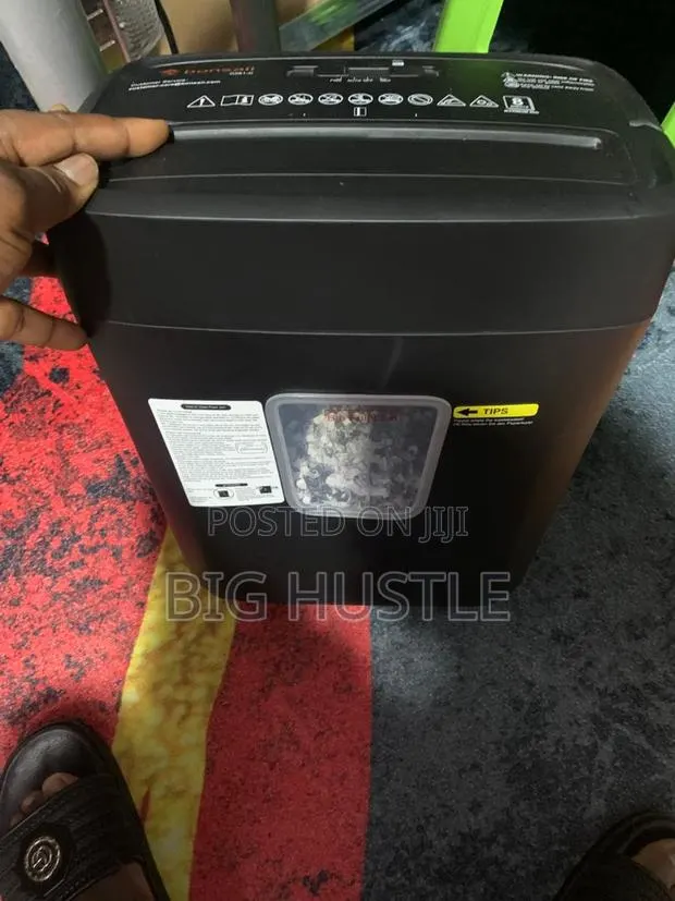 Paper Shredder · Photo 1