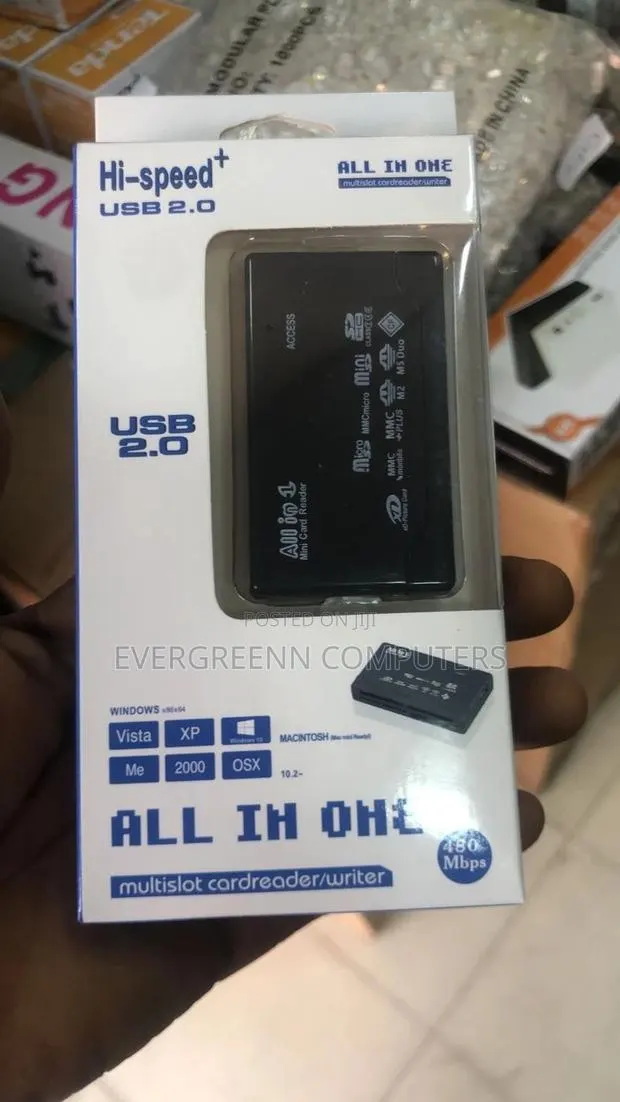 Multi Slot Card Reader · Photo 1