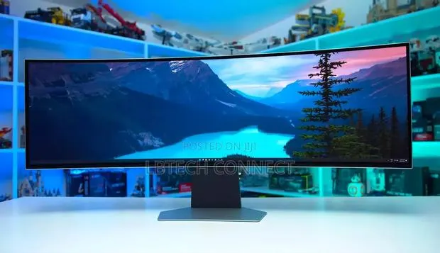 Samsung 49" Odyssey Oled G9 (G95sc) Curved Smart Gaming Monitor · Photo 1