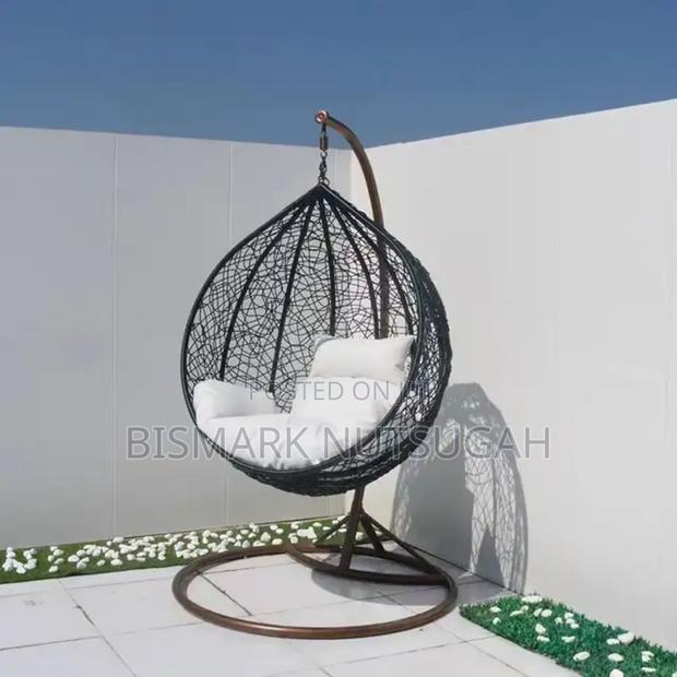 Garden Swing for Sale · Photo 2