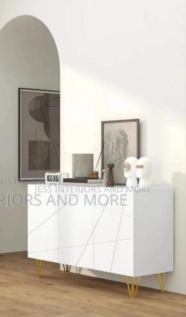 Luxe Console Table (White ) · Photo 4