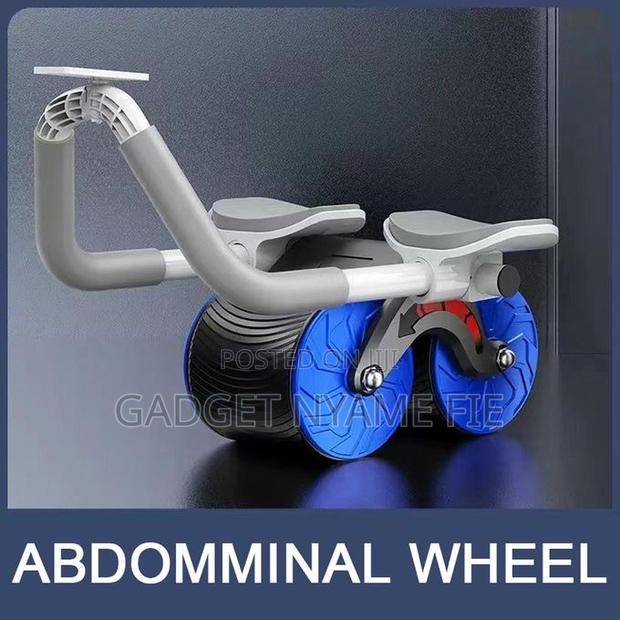 Automatic Rebound Ab Wheel Roller · Photo 6