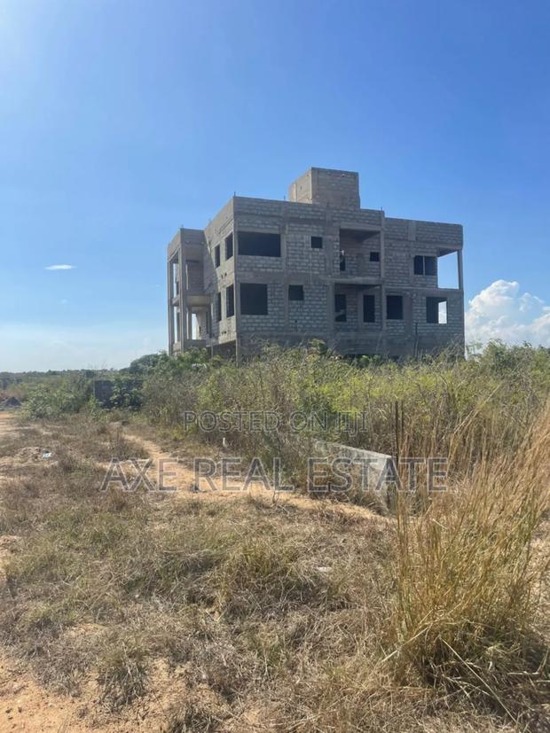 Super Offers in Registered Lands at Dahwenya · Photo 1