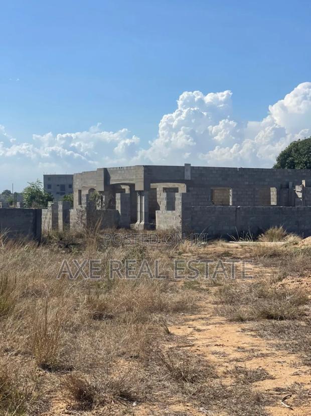 Super Offers in Registered Lands at Dahwenya · Photo 2