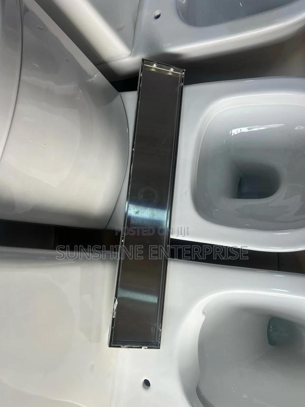 60cm Floor Drain · Photo 2