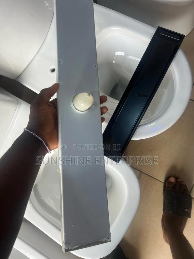 60cm Floor Drain · Photo 3