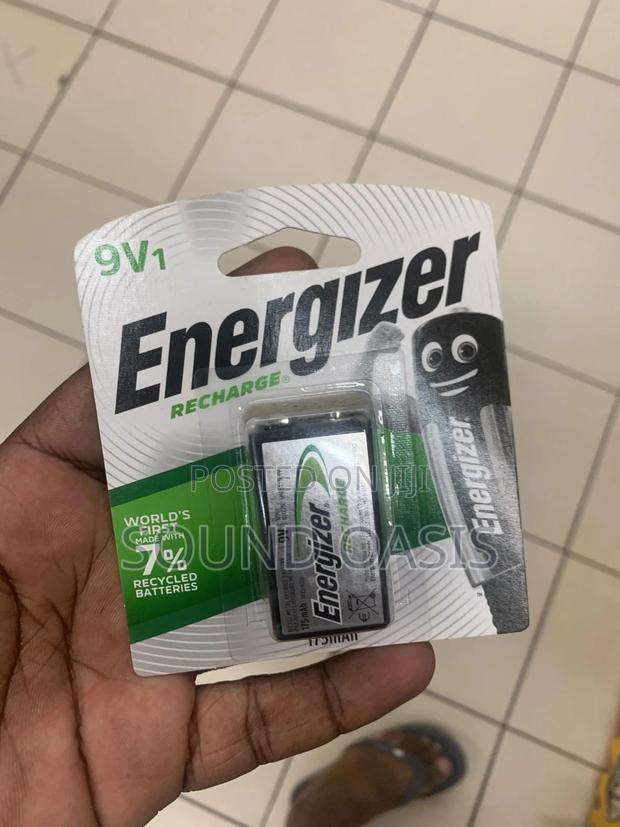 Energizer - 9v1 - Single Pack Recharge Battery · Photo 1