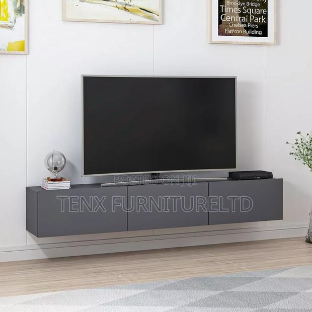 Tv Stand (Suspended) · Photo 1