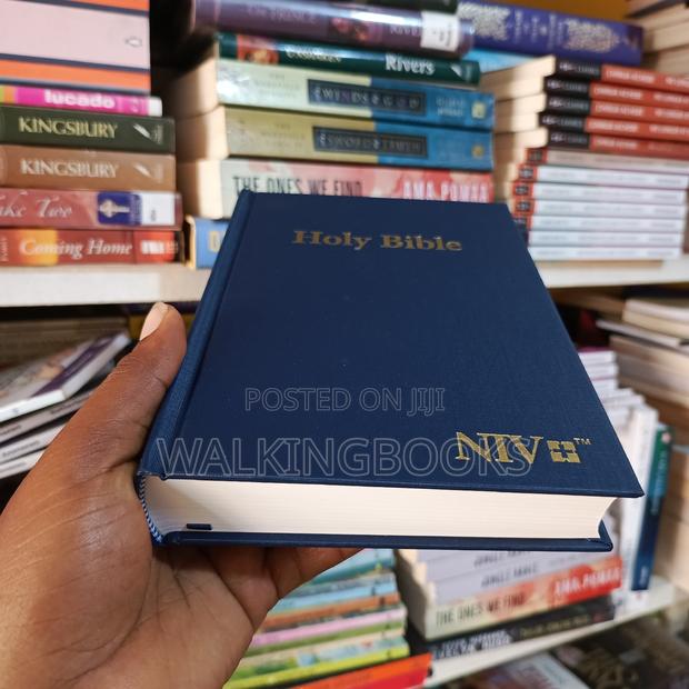 NIV Holy Bible · Photo 2