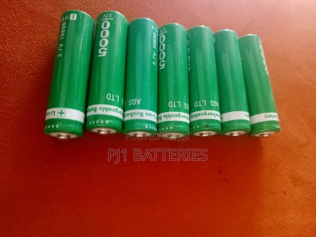 18650 3.7v Batteries · Photo 1