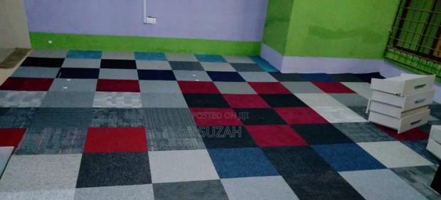 Carpet of 0.5mx0.5 · Photo 1
