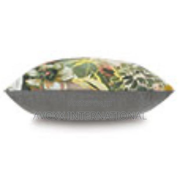 Niche Felicity Floral Decorative Pillow 22"X22" · Photo 3