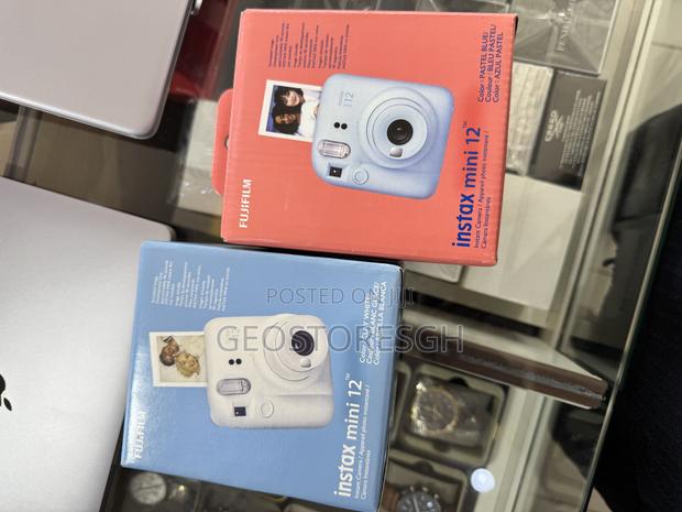 Fujifilm Instax Mini 12 Instant Camera With a Free Pack of Film · Photo 2