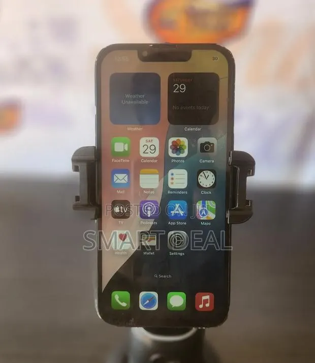 Apple iPhone 13 128 GB · Photo 1