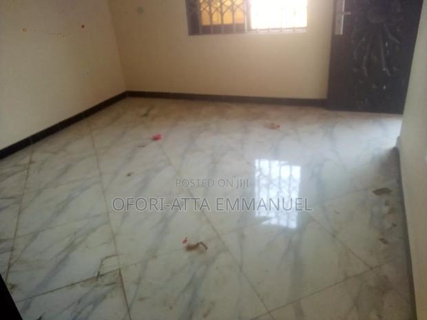 1bdrm Room & Parlour in Amasaman 3 Junction, Pokuase for rent