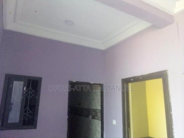 1bdrm Room & Parlour in Amasaman 3 Junction, Pokuase for rent · Photo 8
