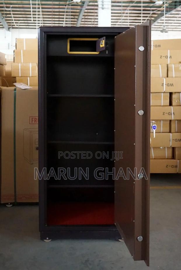 3d1570 Fireproof Money Safe Locker Box, 160kg With Alarm · Photo 2