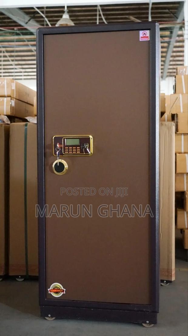 3d1570 Fireproof Money Safe Locker Box, 160kg With Alarm · Photo 1