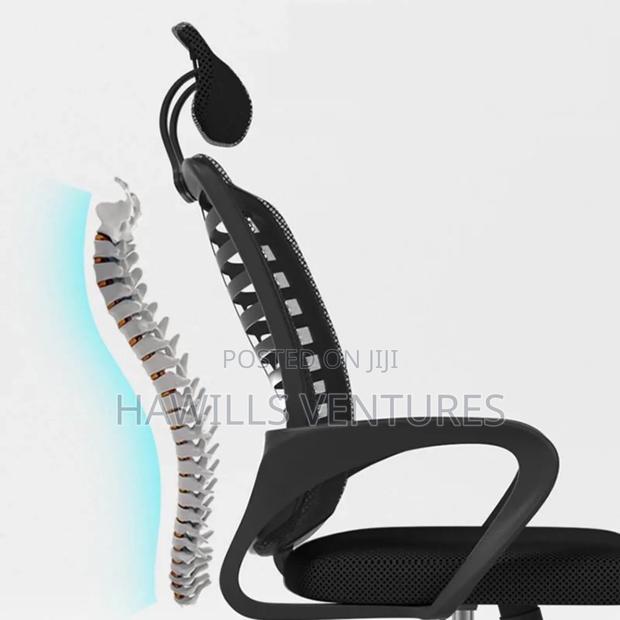 Quality Swivel Supportive · Photo 2
