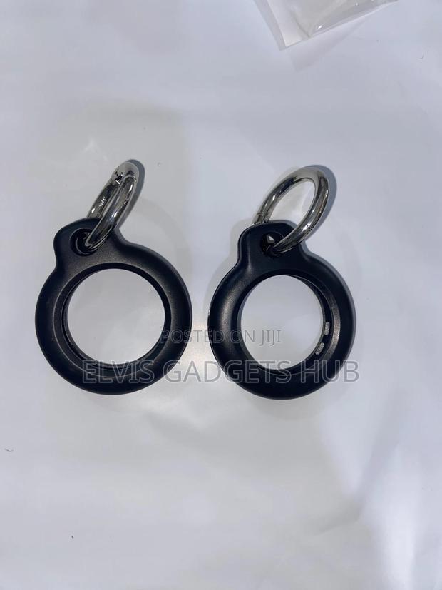 Airtag Cover Loop With Keychain Ring · Photo 4