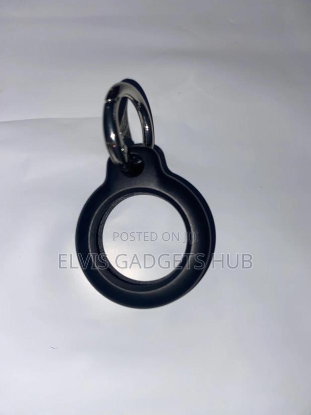 Airtag Cover Loop With Keychain Ring · Photo 1