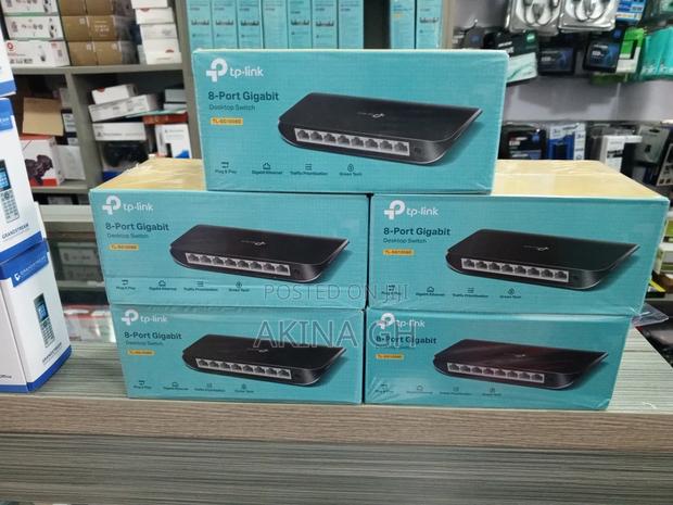 Tp-Link 8 Port Gigabit Switch Tl-Sg1008d · Photo 1