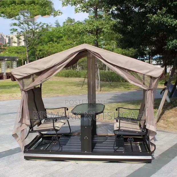 Garden Swing for Sale · Photo 3