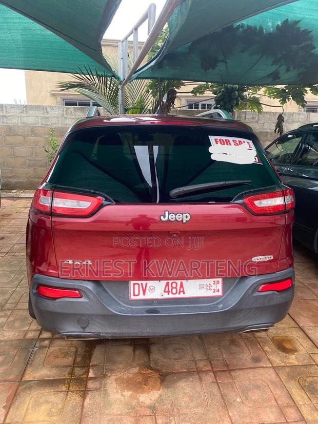 Jeep Grand Cherokee 2016 Burgundy · Photo 4