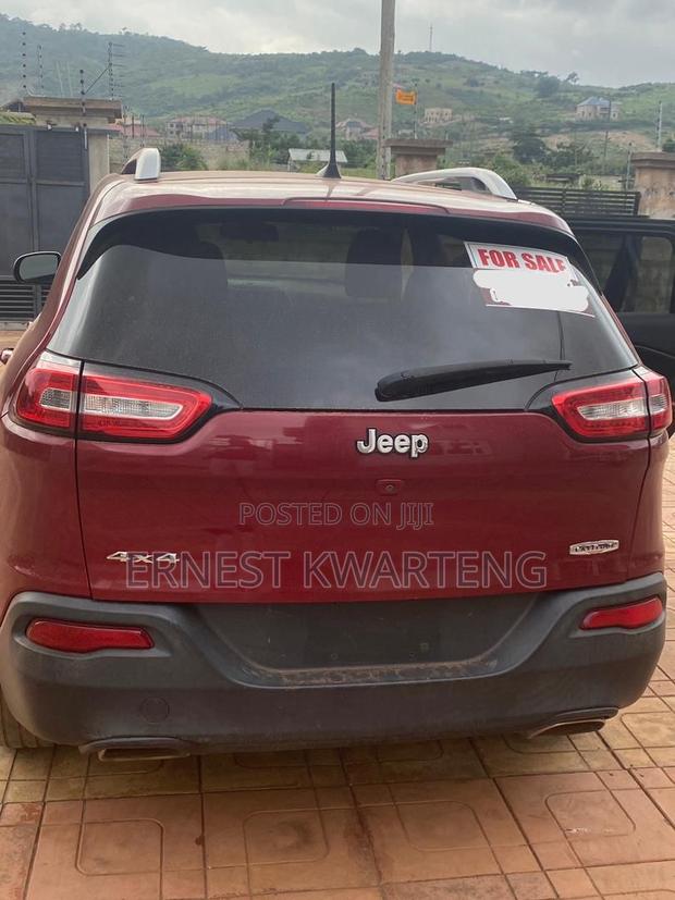 Jeep Grand Cherokee 2016 Burgundy · Photo 5