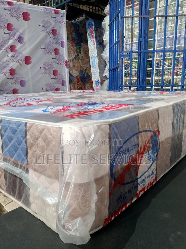 Wide Mattress King Size 16" High Density · Photo 1