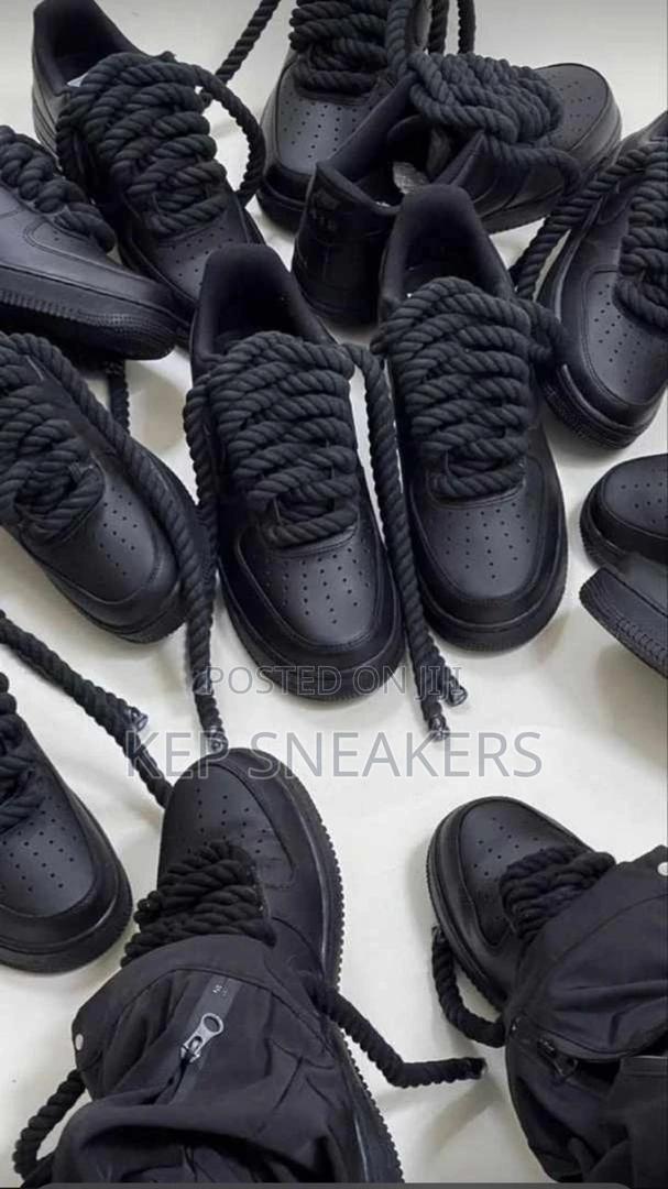 Air Force 1 Big Lace · Photo 2