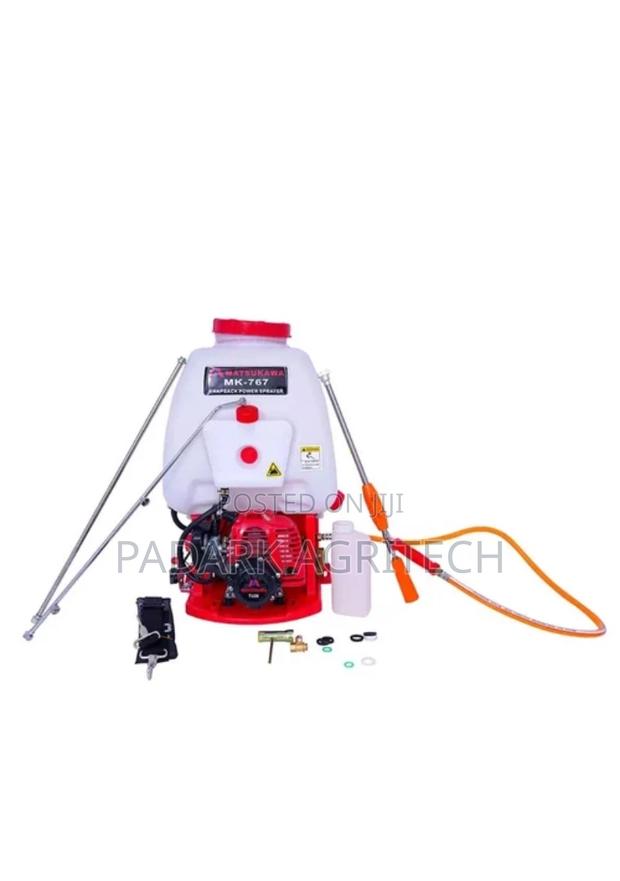High Pressure Sprayer With 3 Attachments · Photo 1