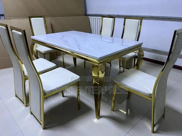 Luxury Dining Table With 6 Chairs Marble Gold · Photo 3