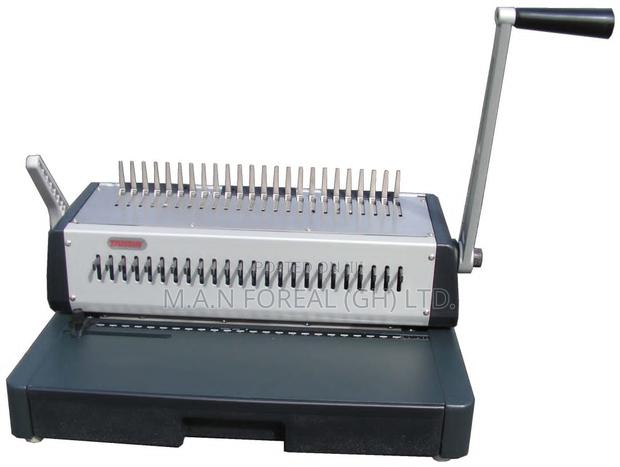 A3 Comb Binding Machine · Photo 1
