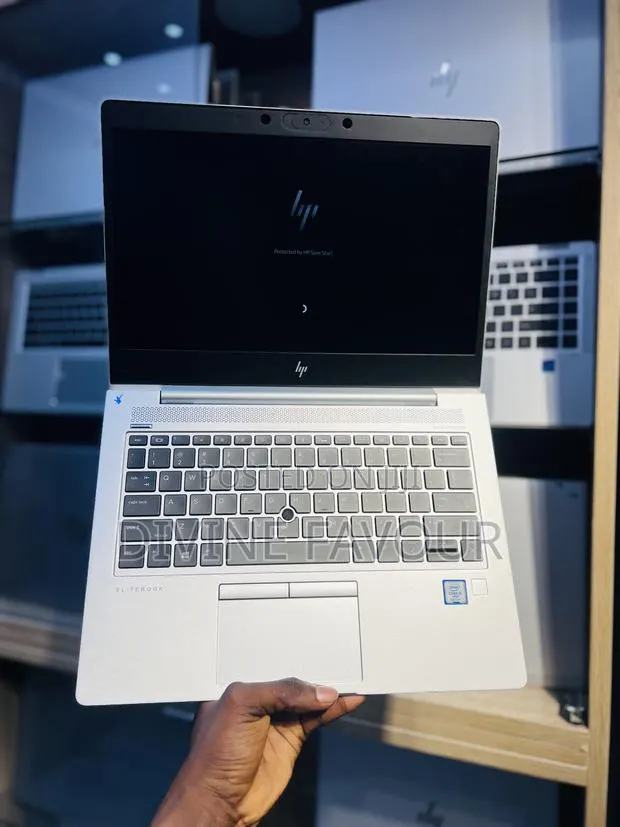 Laptop HP EliteBook 830 G6 8GB Intel Core i5 SSD 256GB · Photo 1