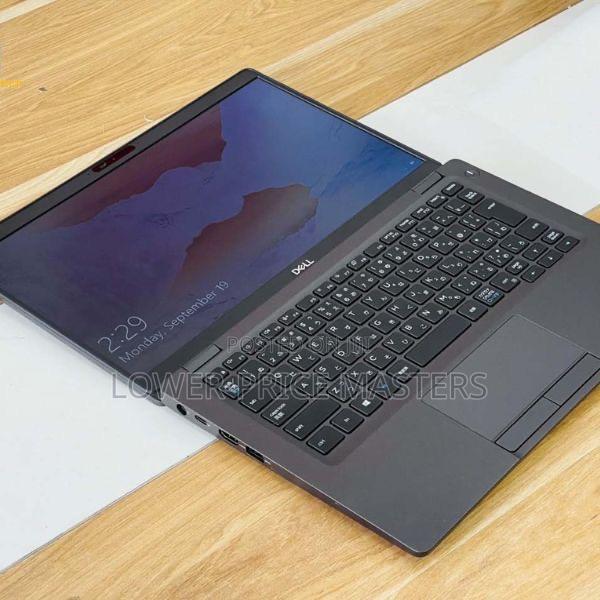 New Laptop Dell Latitude 5300 8GB Intel Core I5 SSD 256GB · Photo 3