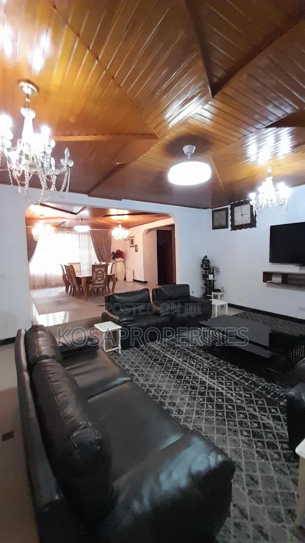 7bedrooms Furnished at Adjiringanor for Rent · Photo 5