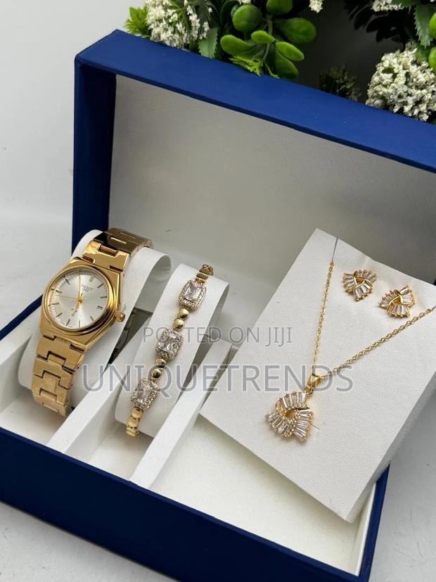 Quality Ladies Watch Jewelry Set · Photo 6