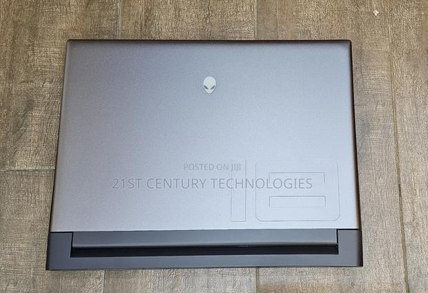 Laptop Dell Alienware M18X 32GB Intel Core I9 SSD 1T · Photo 2