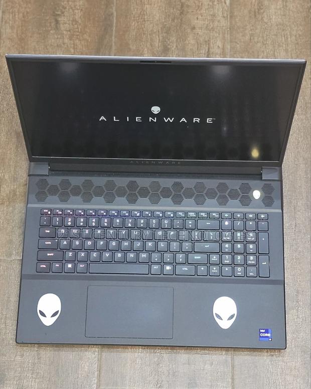 Laptop Dell Alienware M18X 32GB Intel Core I9 SSD 1T · Photo 3