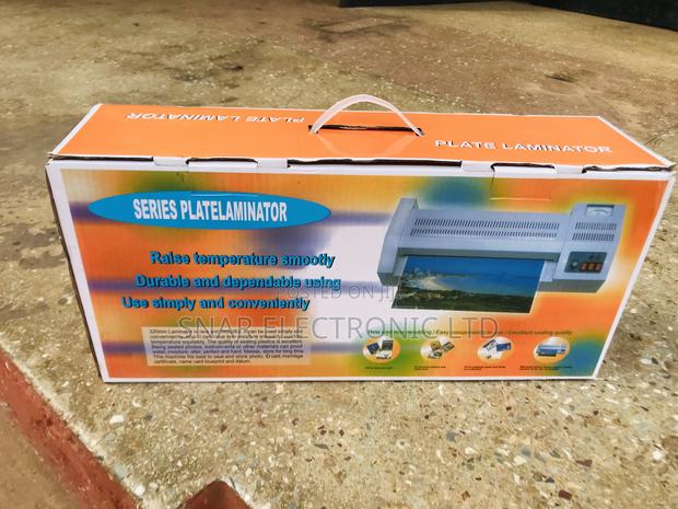 Photo ID Card and Documents Laminator · Photo 1
