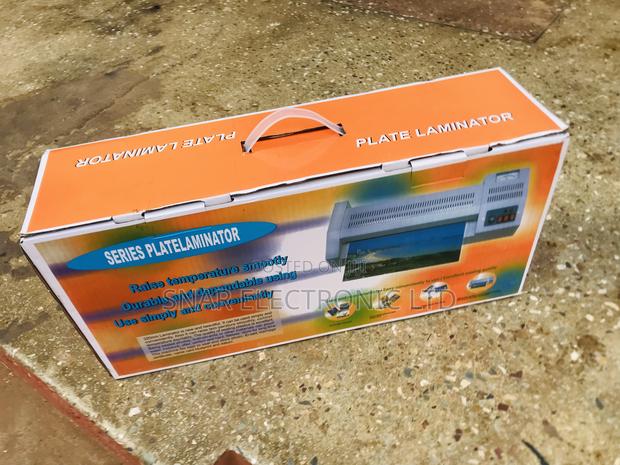 Use Laminator to Laminate Your Photos and Documents · Photo 1