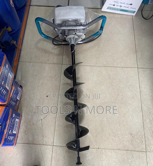 Total Earth Auger 52cc · Photo 1