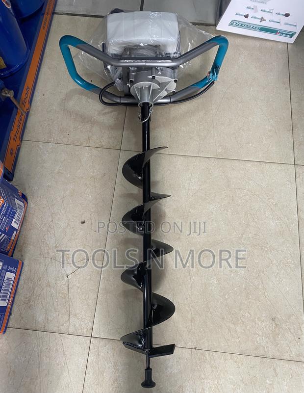 Total Earth Auger 52cc · Photo 2