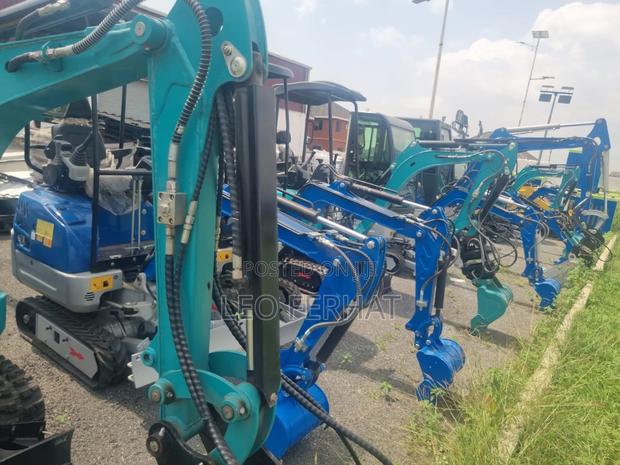 Mini Crawler Excavators · Photo 7