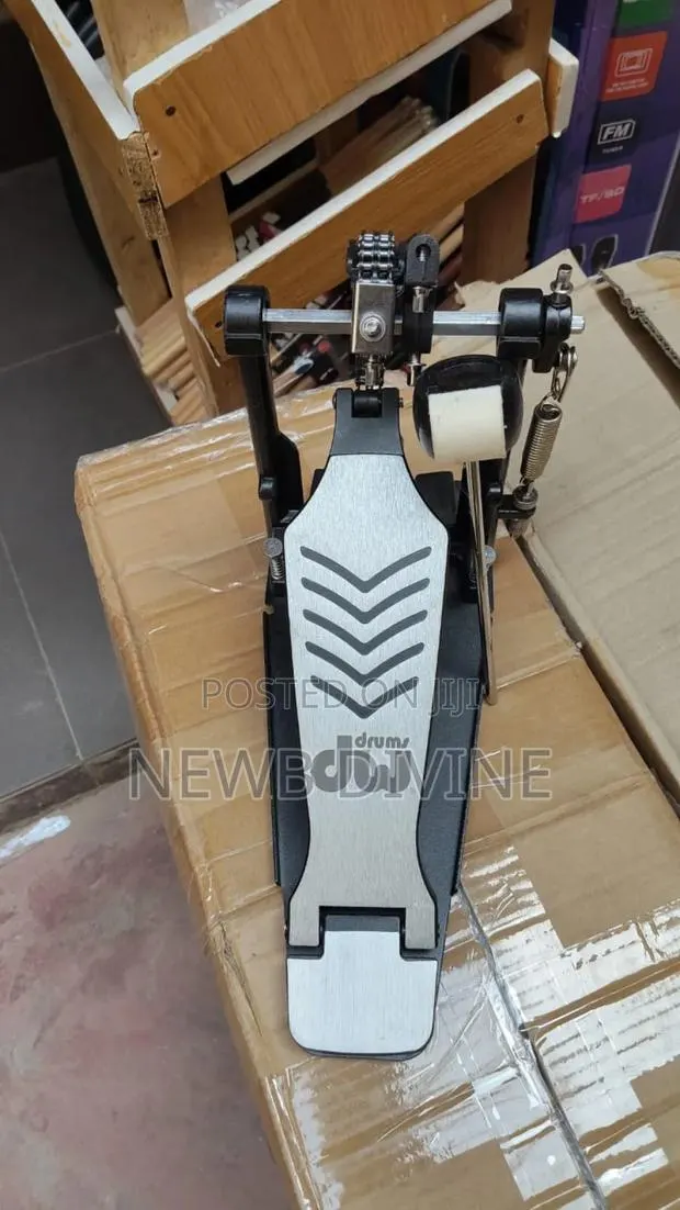 Dw Drums Pedal · Photo 1
